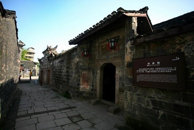 宜丰养护所开展“高速映山红 情暖征途 春运有我”主题活动